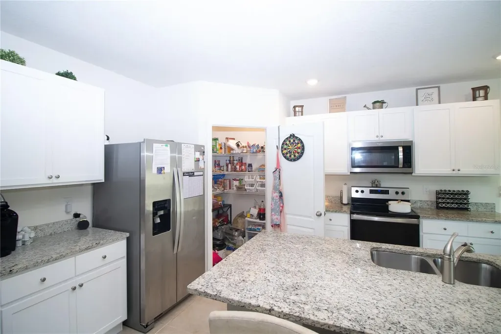 3033 Beau Loop Tavares FL 32778