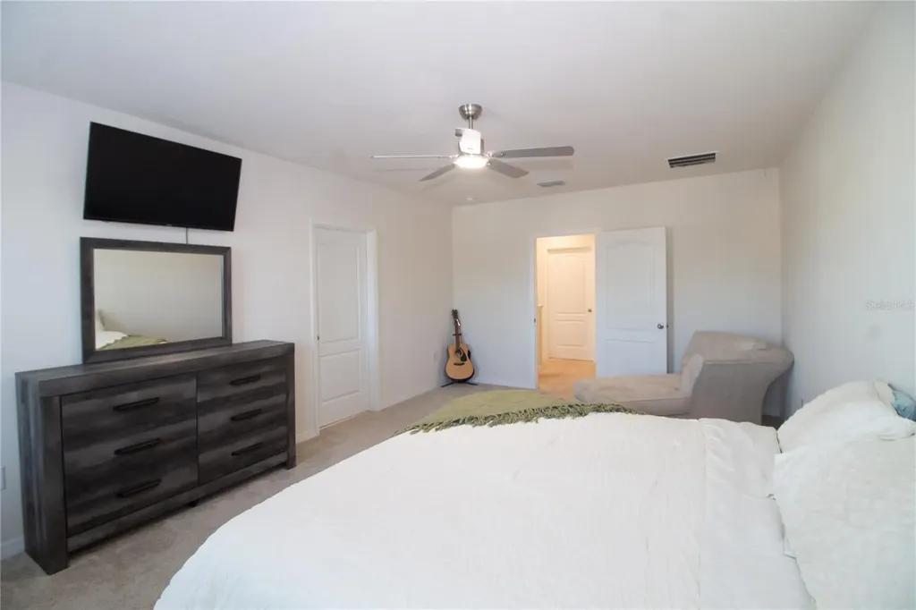3033 Beau Loop Tavares FL 32778