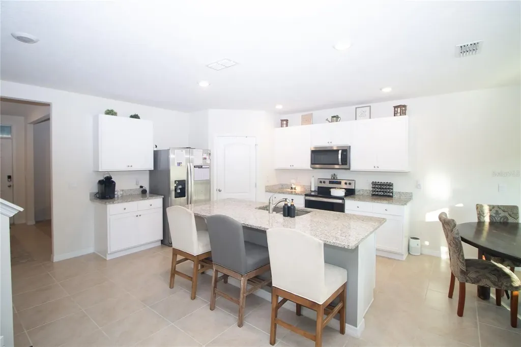 3033 Beau Loop Tavares FL 32778