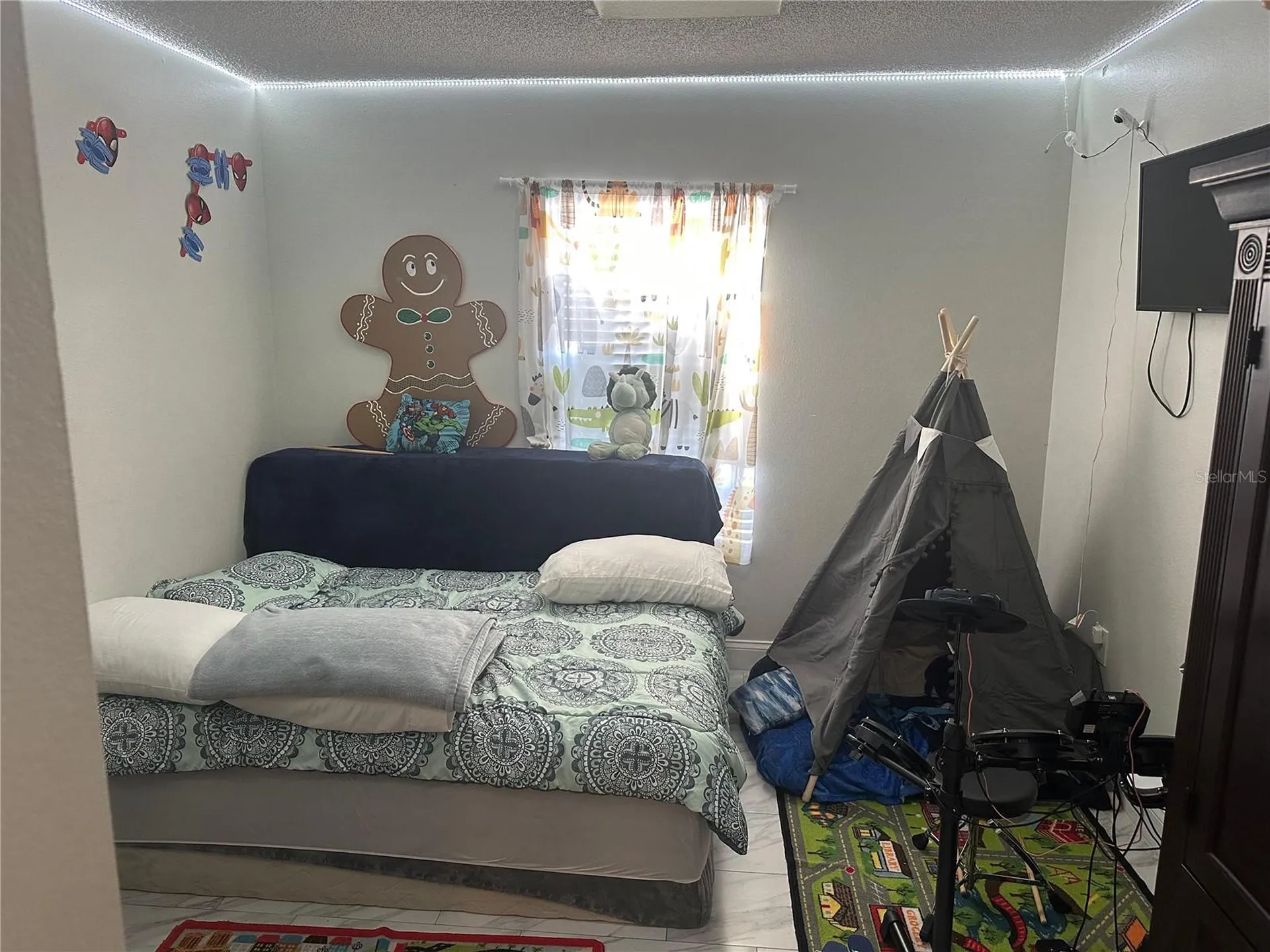 6201-6205 Draw Lane Sarasota FL 34238