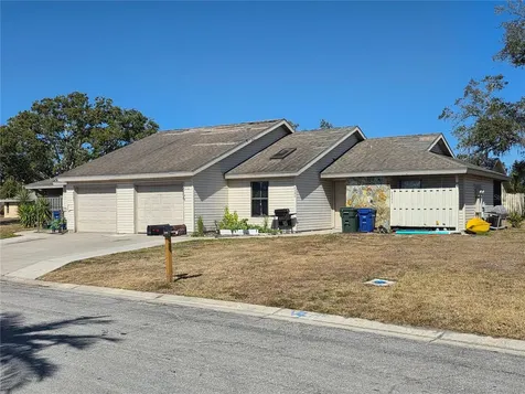 6201-6205 Draw Lane Sarasota FL 34238