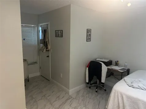 6201-6205 Draw Lane Sarasota FL 34238