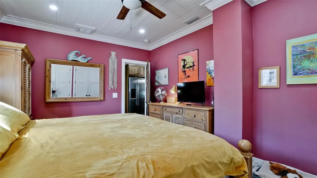 522 37th Street W Bradenton FL 34205