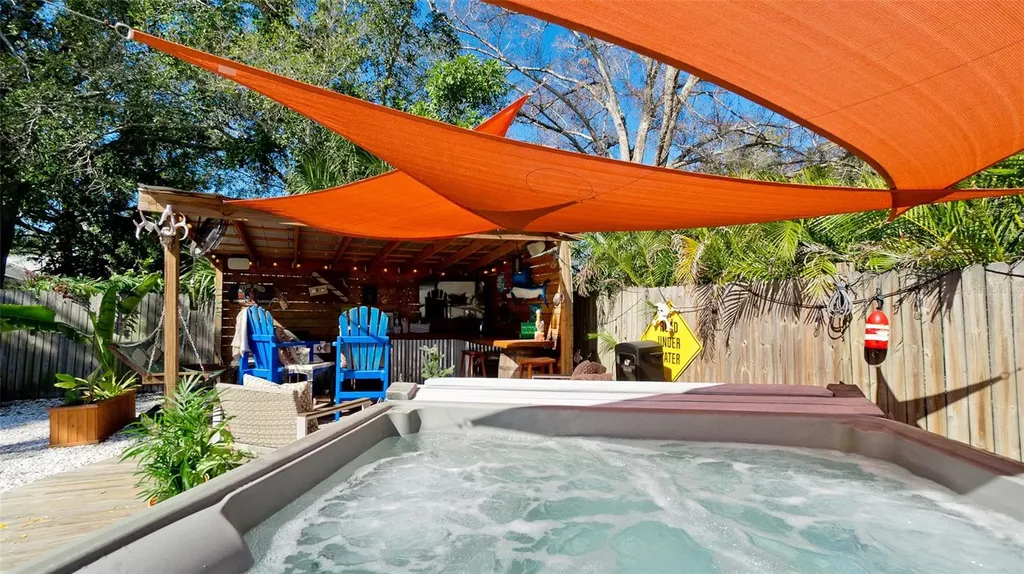 522 37th Street W Bradenton FL 34205