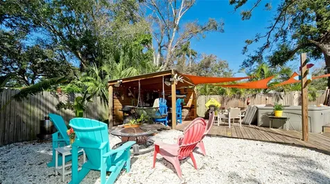 522 37th Street W Bradenton FL 34205