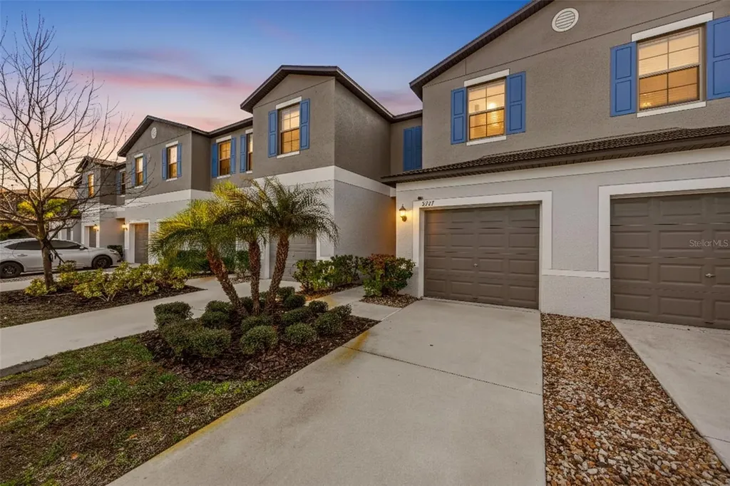 13247 Dupree Hills Place Riverview FL 33579