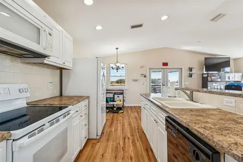 4026 Mcintosh Estates Lane Plant City FL 33565