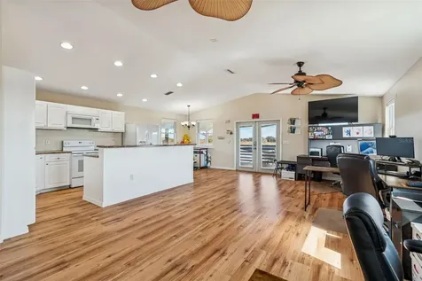 4026 Mcintosh Estates Lane Plant City FL 33565