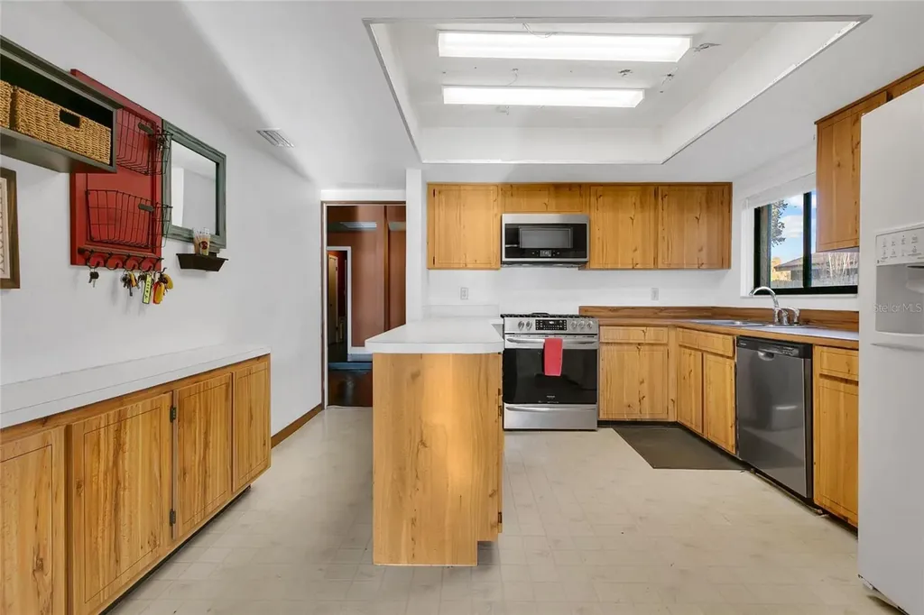674 San Pablo Avenue Casselberry FL 32707