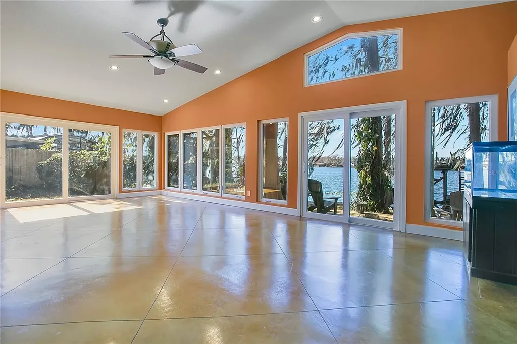 674 San Pablo Avenue Casselberry FL 32707