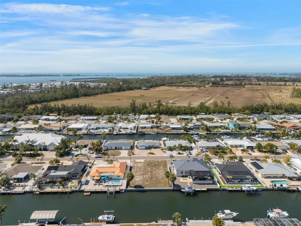 4007 Coconut Terrace Bradenton FL 34210