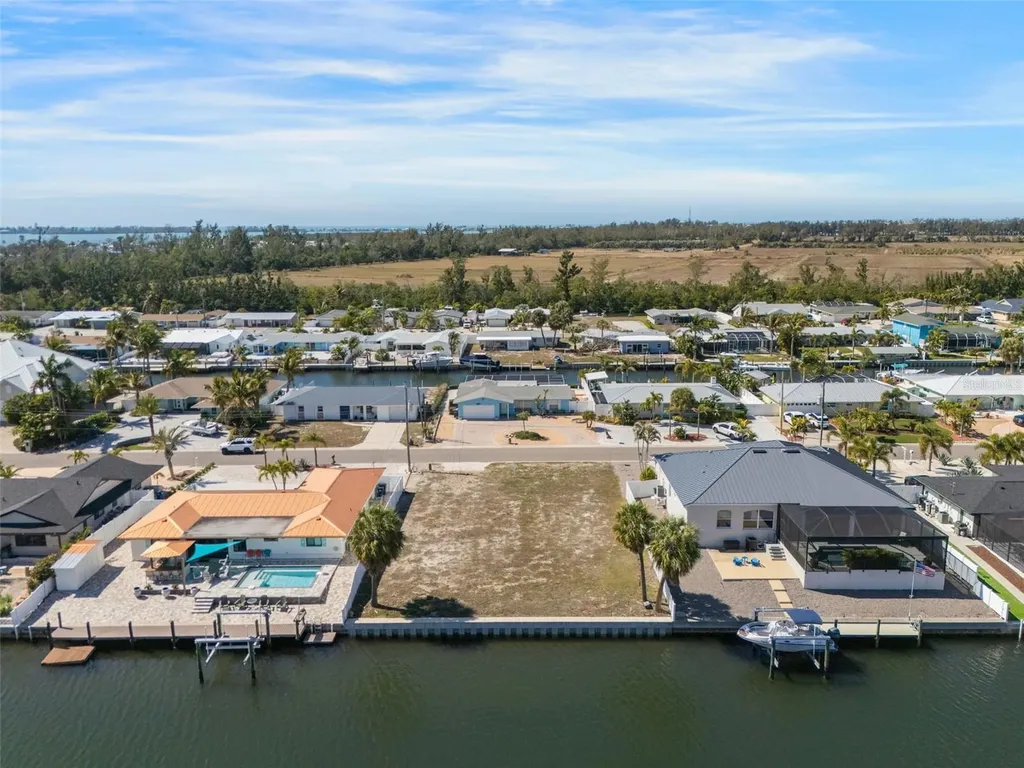 4007 Coconut Terrace Bradenton FL 34210