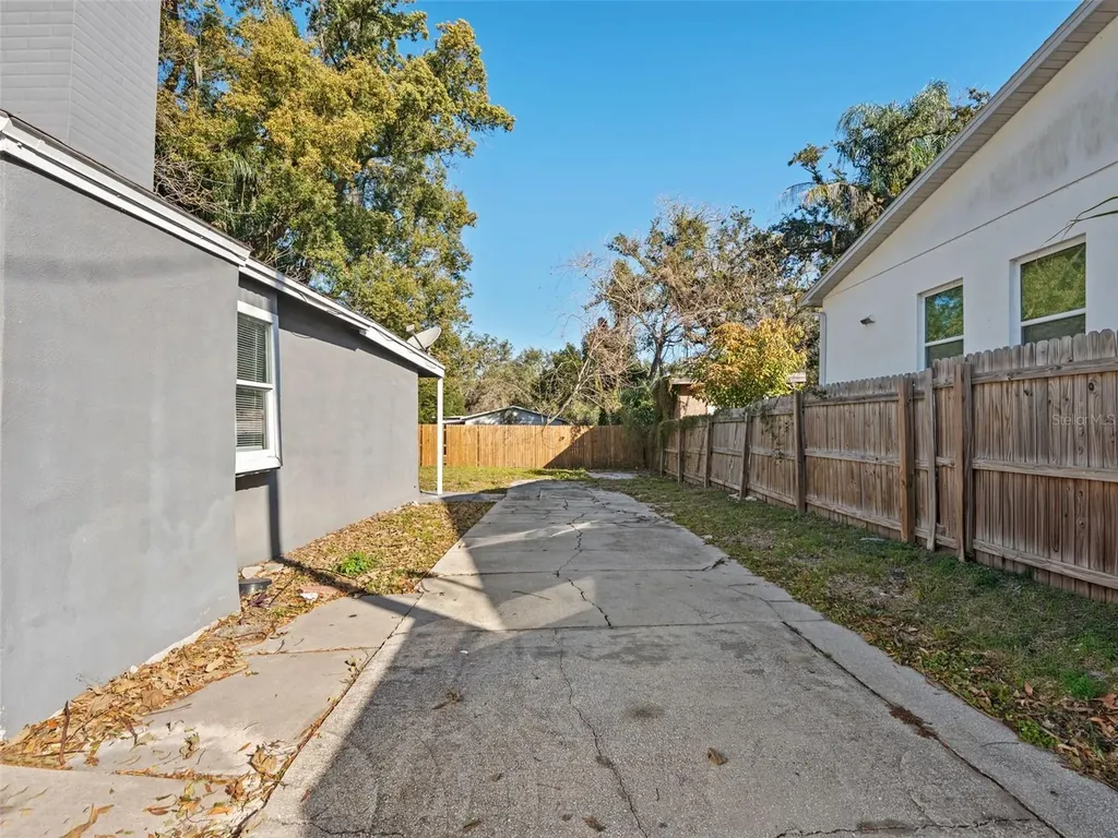 3622 E Mohawk Avenue Tampa FL 33610