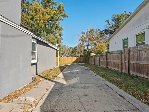 3622 E Mohawk Avenue Tampa FL 33610