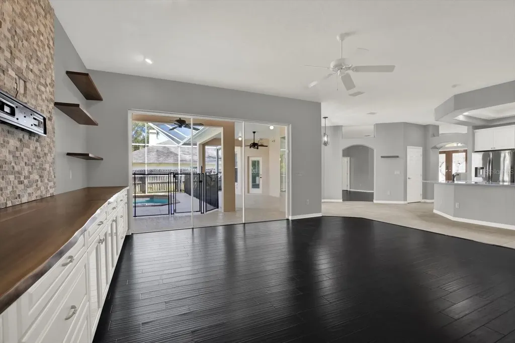 704 Fayette Place Lutz FL 33549