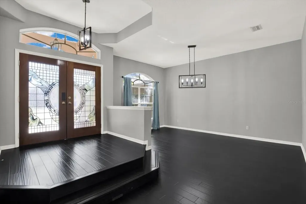 704 Fayette Place Lutz FL 33549