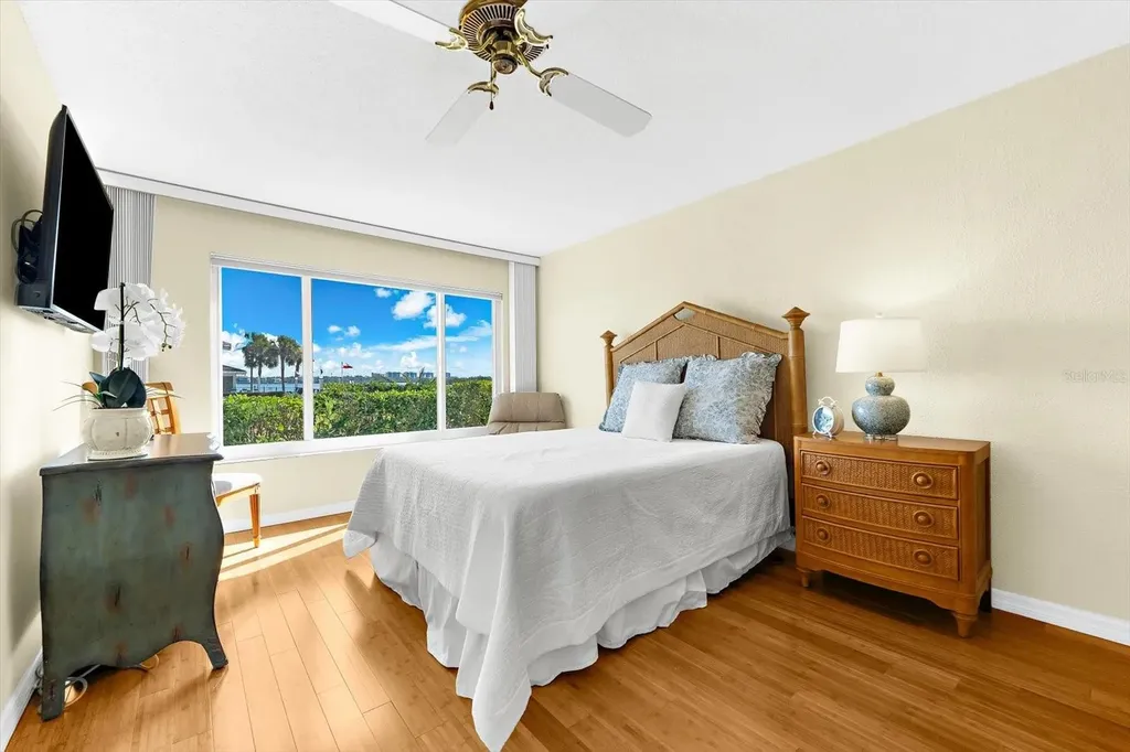 8897 Midnight Pass Road Sarasota FL 34242