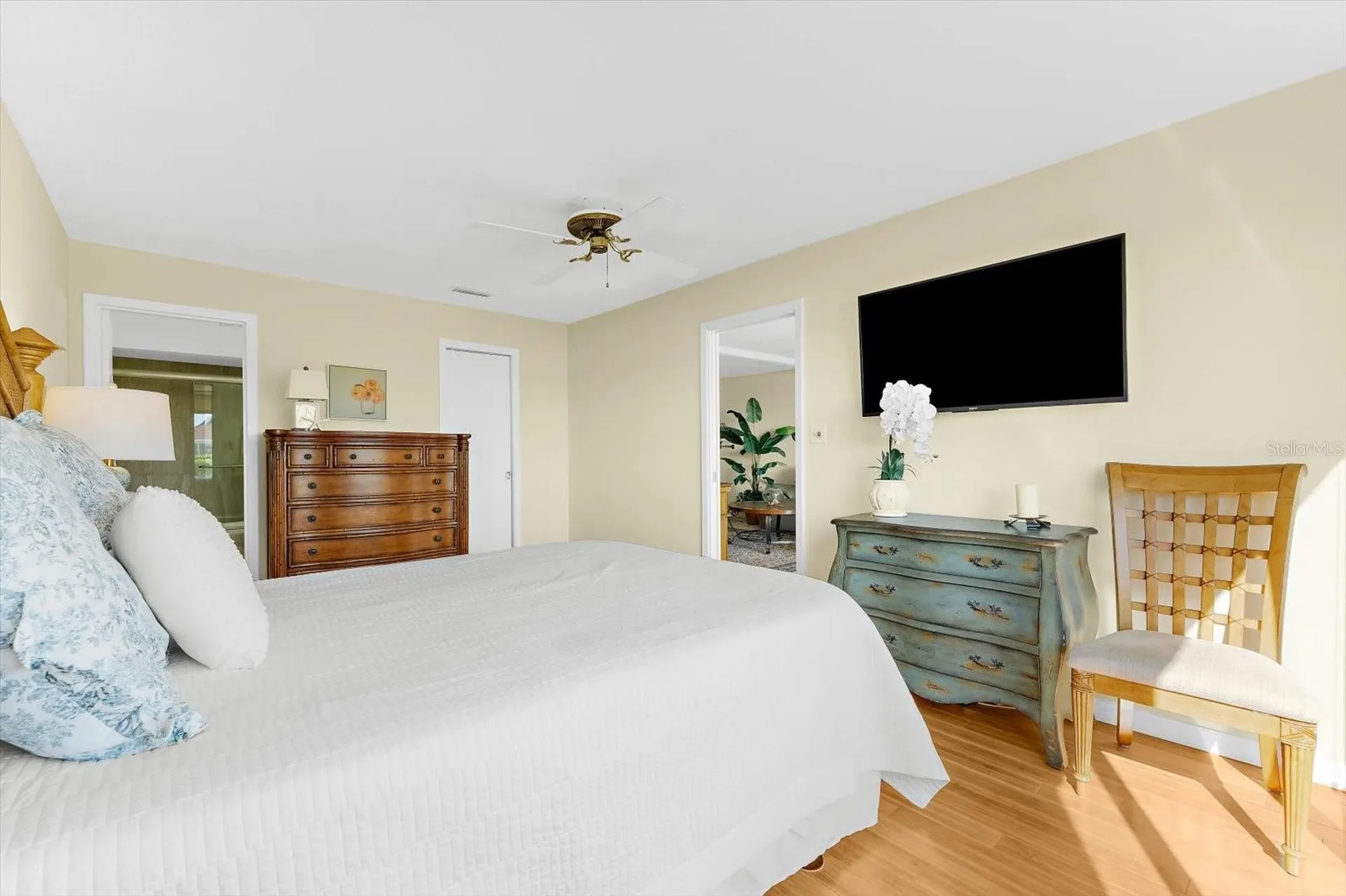 8897 Midnight Pass Road Sarasota FL 34242