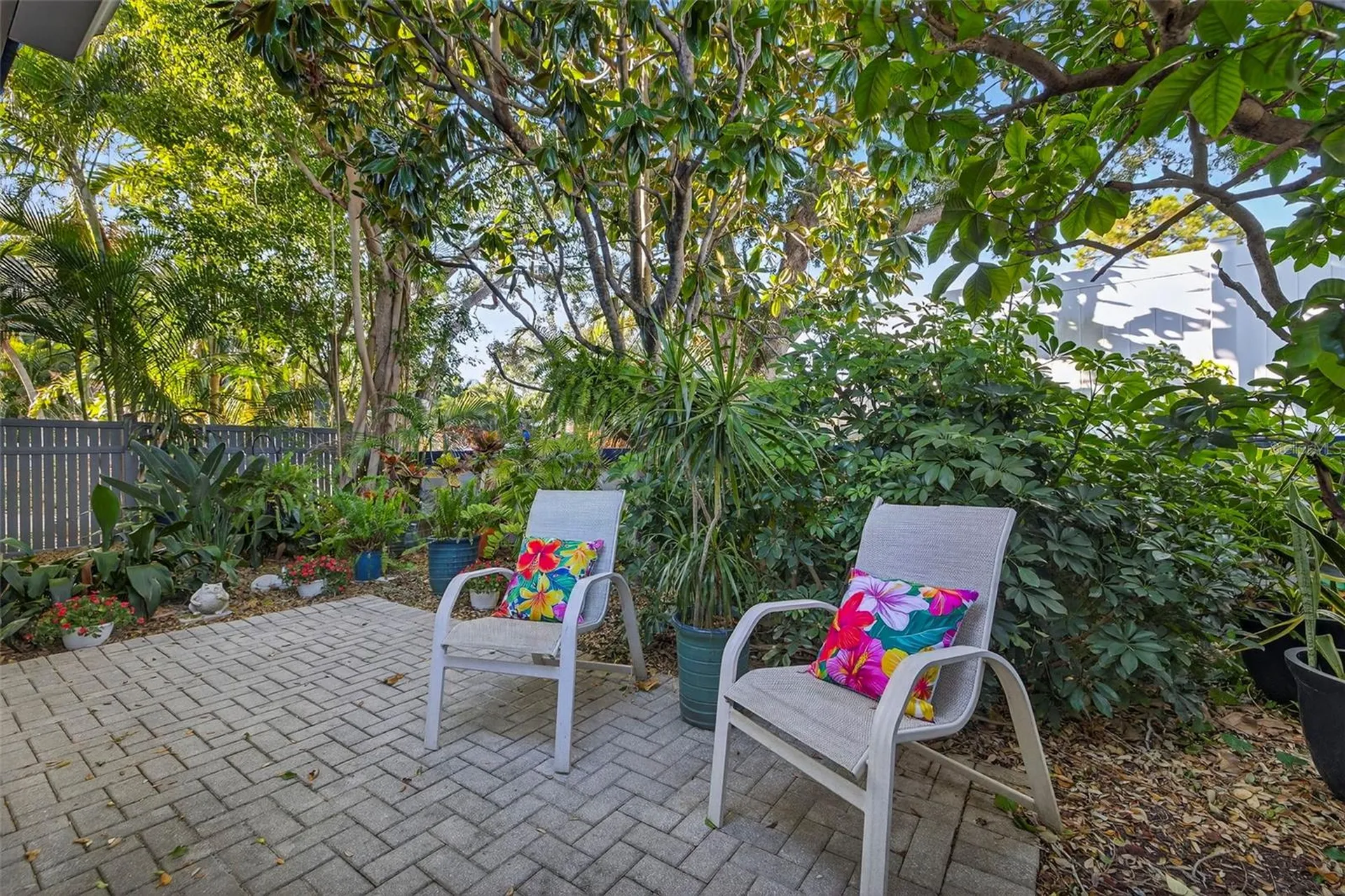 1671 Watermark Circle NE St Petersburg FL 33702