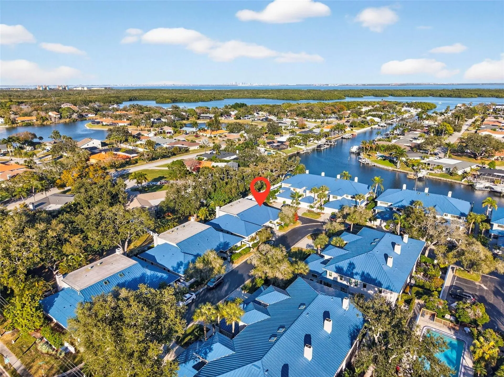 1671 Watermark Circle NE St Petersburg FL 33702