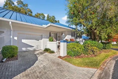 1671 Watermark Circle NE St Petersburg FL 33702