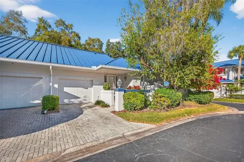 1671 Watermark Circle NE St Petersburg FL 33702