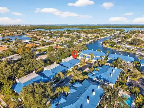 1671 Watermark Circle NE St Petersburg FL 33702