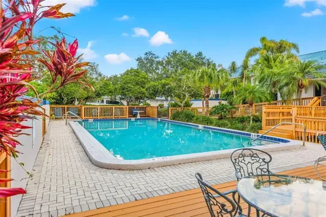 1671 Watermark Circle NE St Petersburg FL 33702