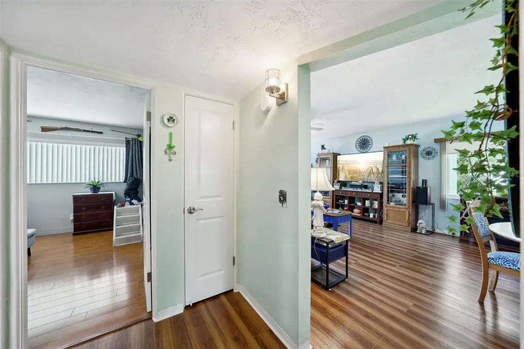 2430 Brazilia Drive Clearwater FL 33763