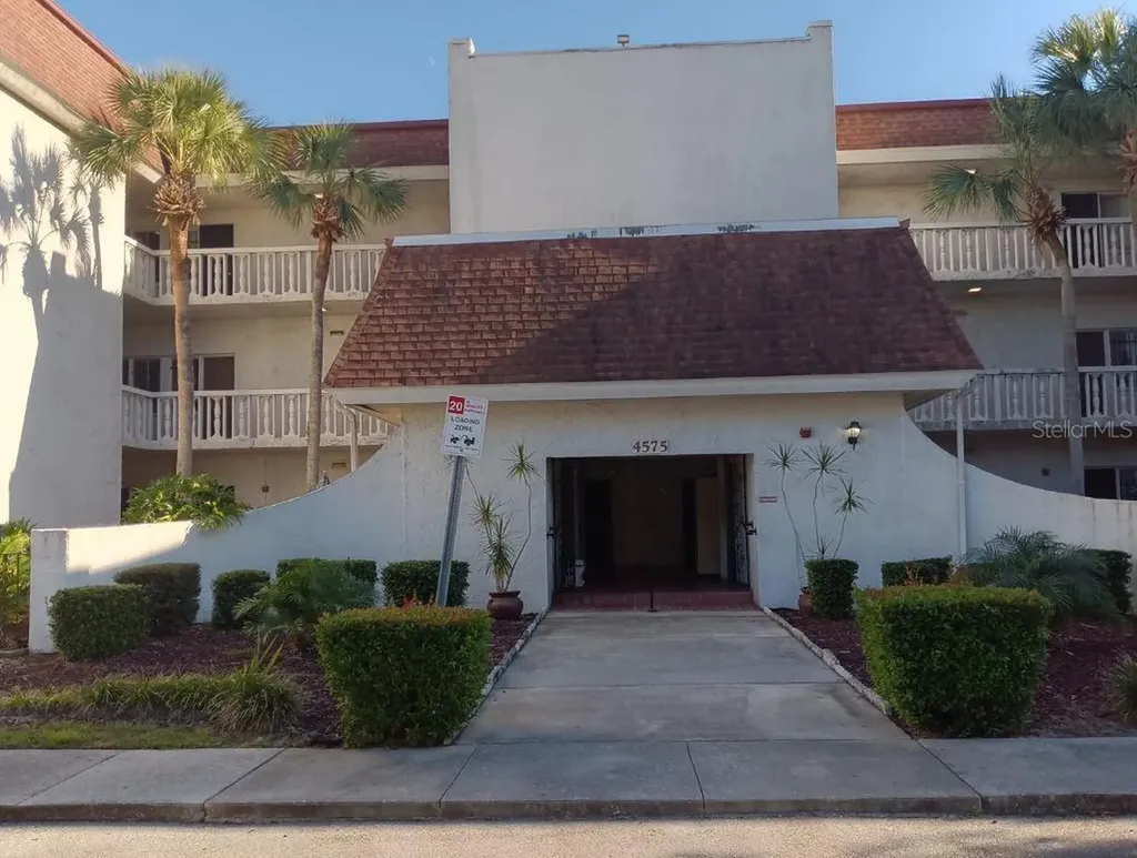 4575 S Texas Avenue Orlando FL 32839