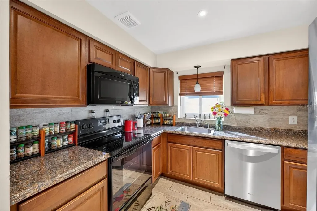 1024 Timor Avenue Orlando FL 32804