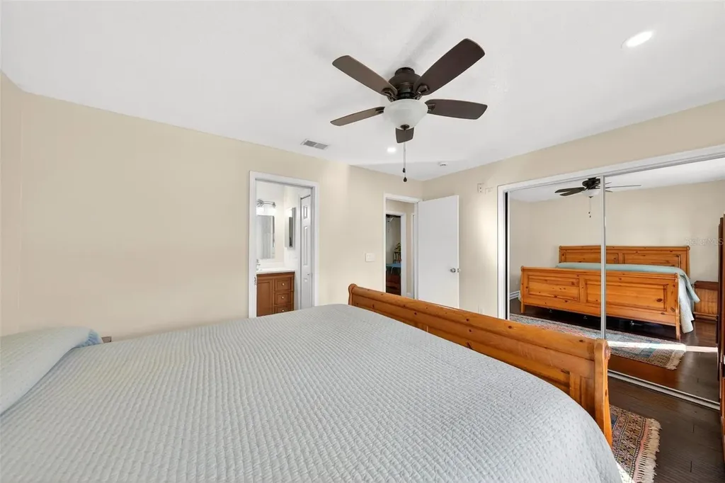 1024 Timor Avenue Orlando FL 32804