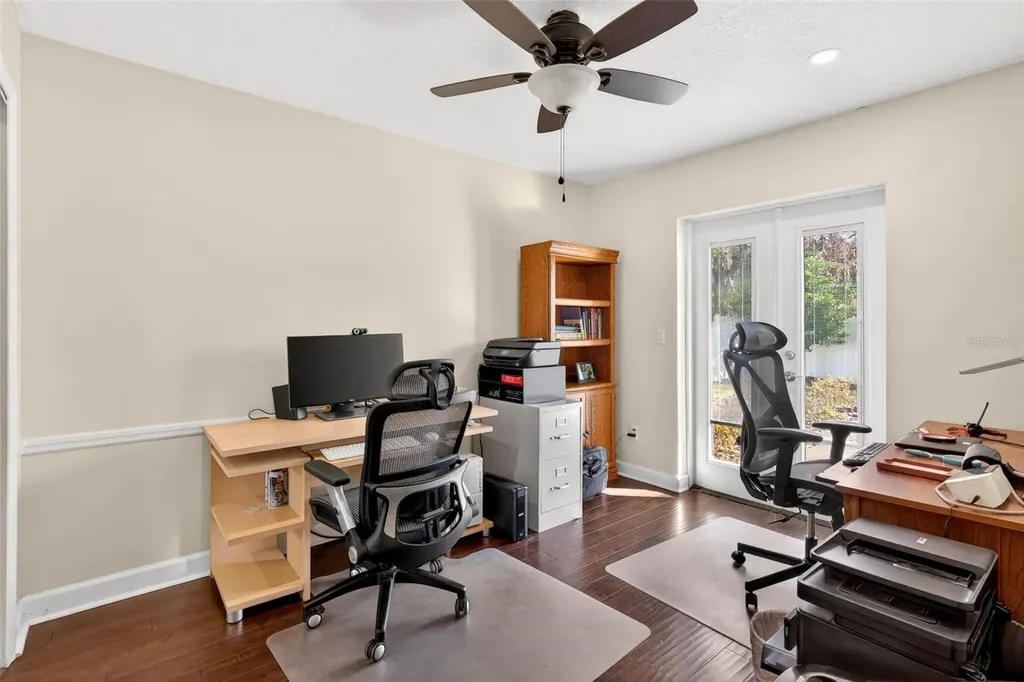 1024 Timor Avenue Orlando FL 32804
