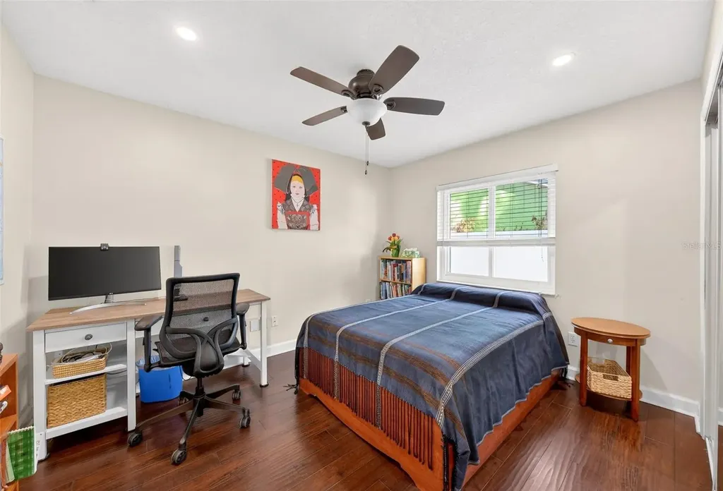 1024 Timor Avenue Orlando FL 32804