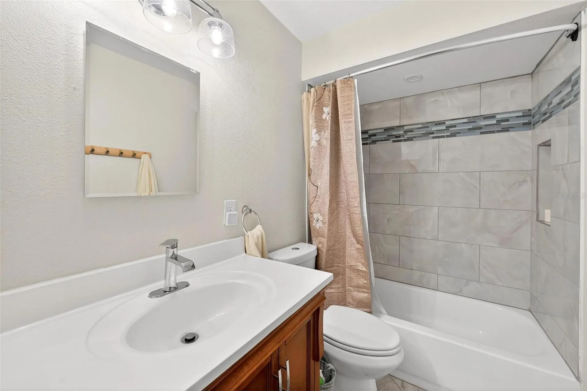 1024 Timor Avenue Orlando FL 32804