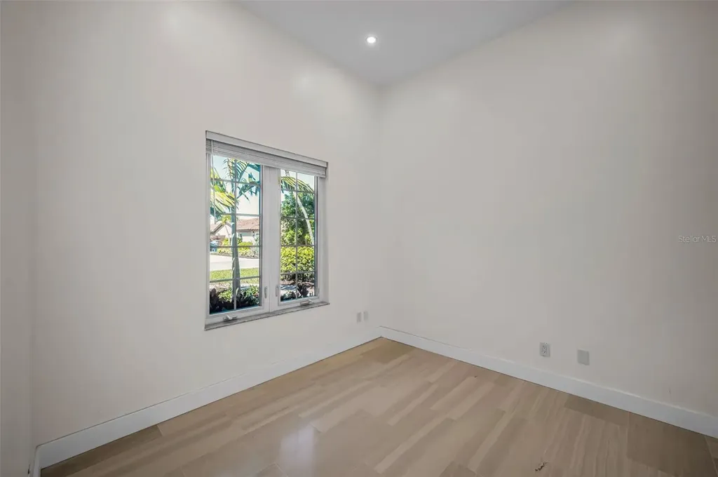 755 116th Avenue Treasure Island FL 33706