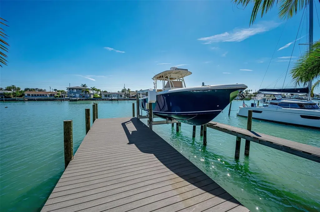 755 116th Avenue Treasure Island FL 33706