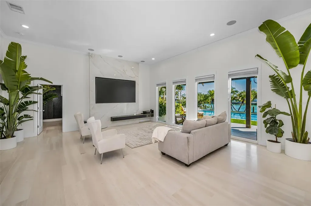 755 116th Avenue Treasure Island FL 33706