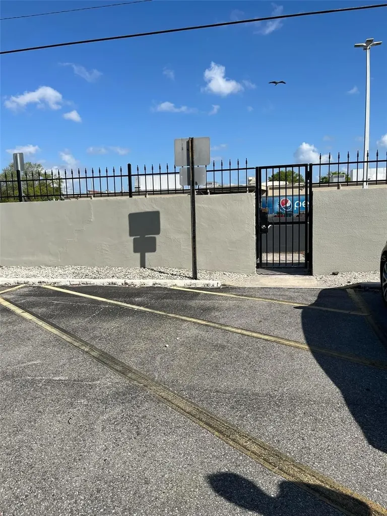 1935 S Conway Road Orlando FL 32812