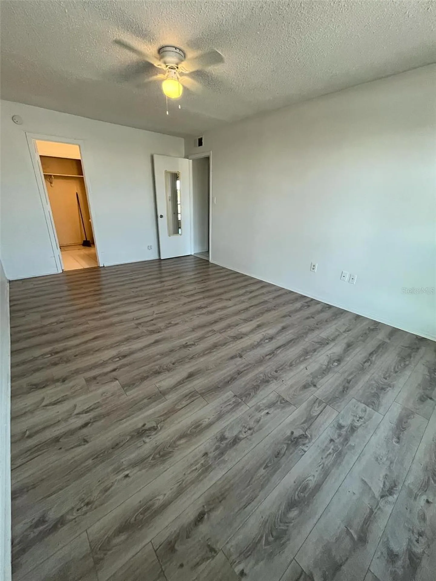 1935 S Conway Road Orlando FL 32812