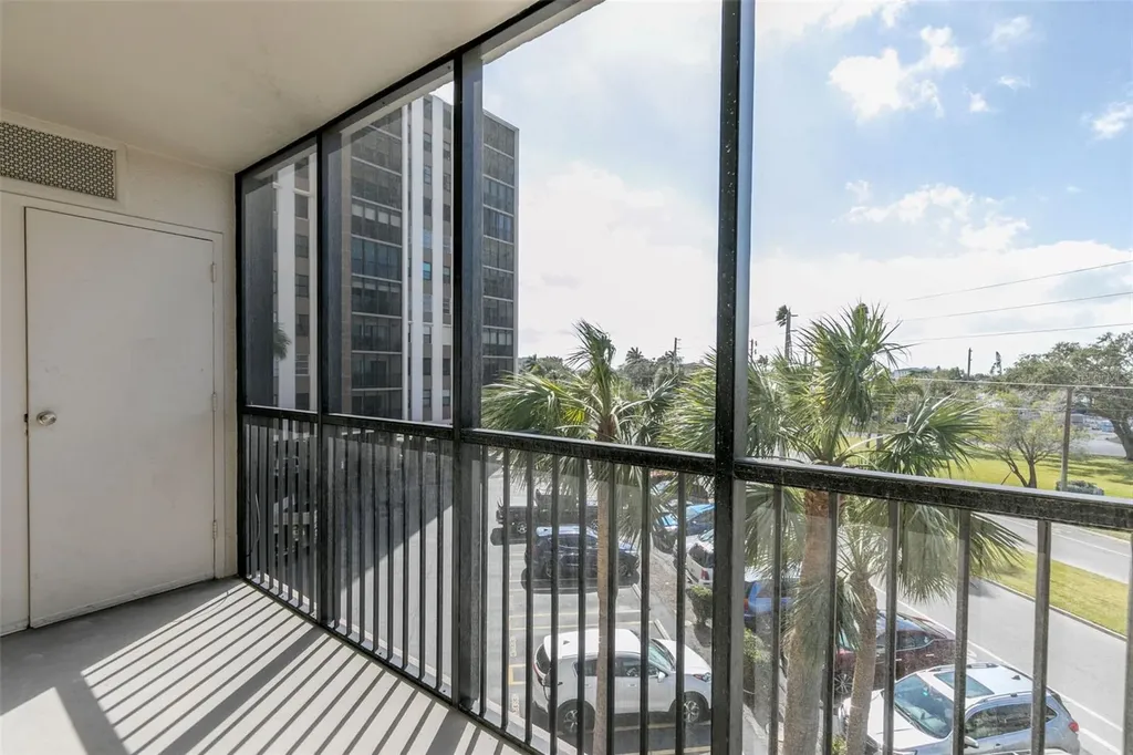 10355 Paradise Boulevard Treasure Island FL 33706