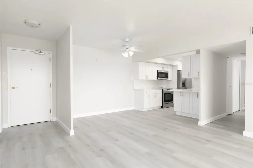 10355 Paradise Boulevard Treasure Island FL 33706