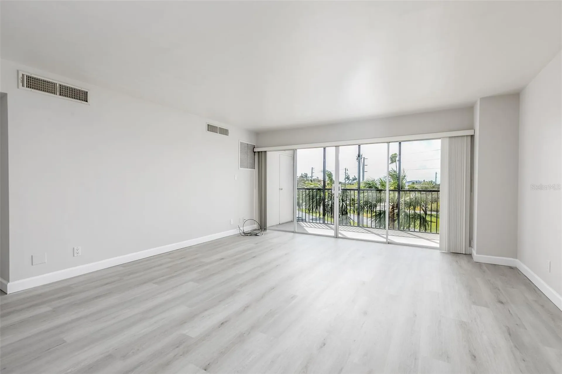10355 Paradise Boulevard Treasure Island FL 33706