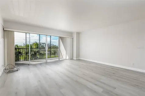 10355 Paradise Boulevard Treasure Island FL 33706