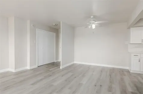 10355 Paradise Boulevard Treasure Island FL 33706