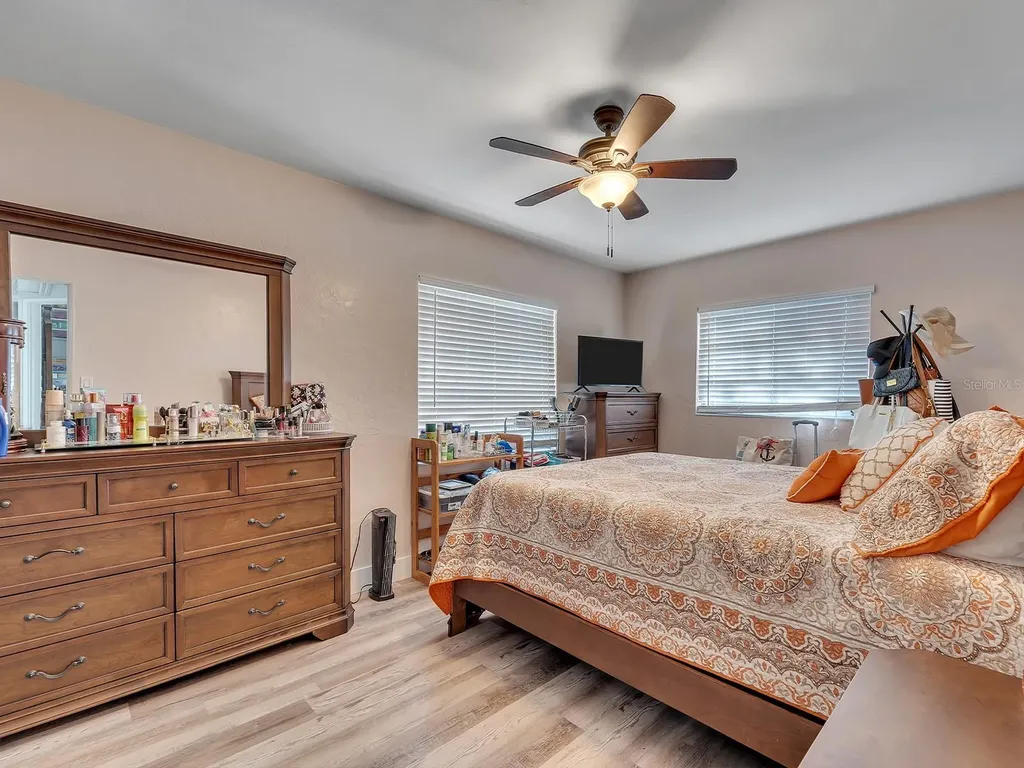 7684 Oakhurst Road Seminole FL 33776