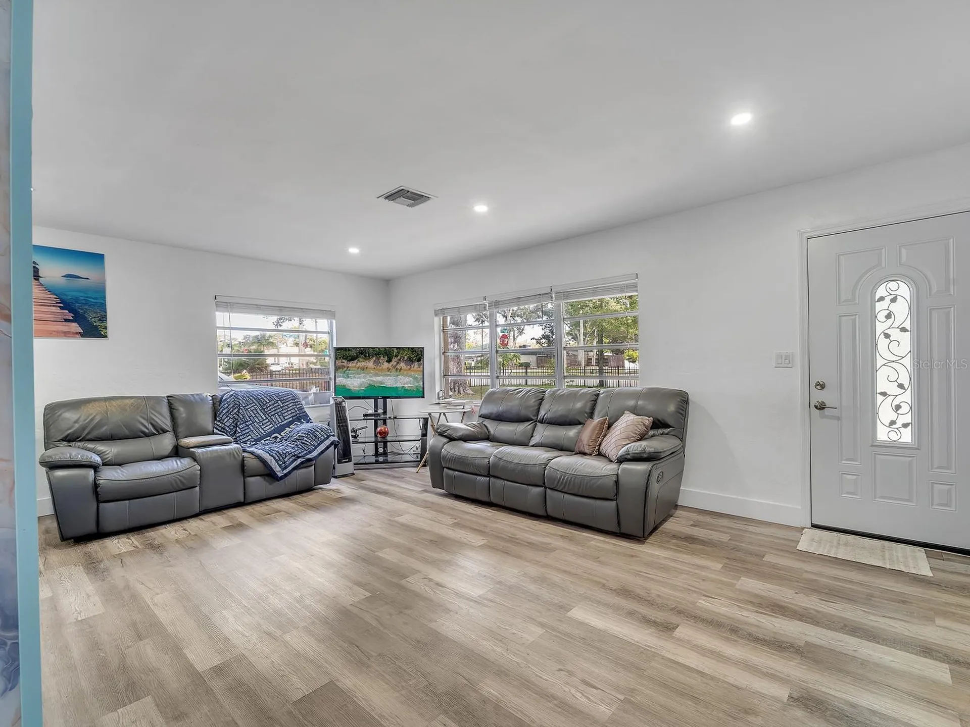 7684 Oakhurst Road Seminole FL 33776
