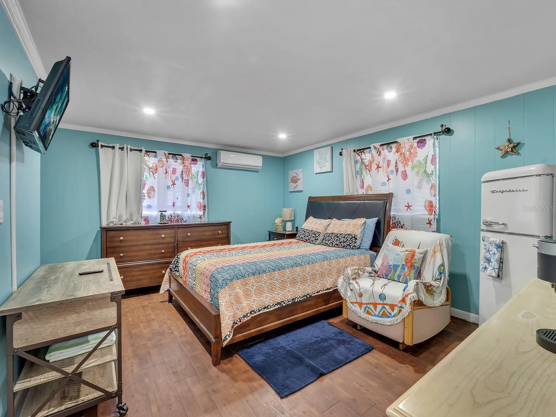7684 Oakhurst Road Seminole FL 33776