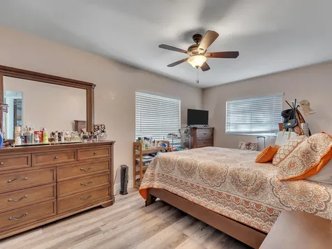 7684 Oakhurst Road Seminole FL 33776