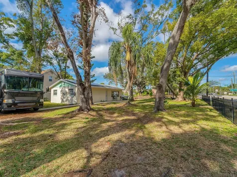 7684 Oakhurst Road Seminole FL 33776